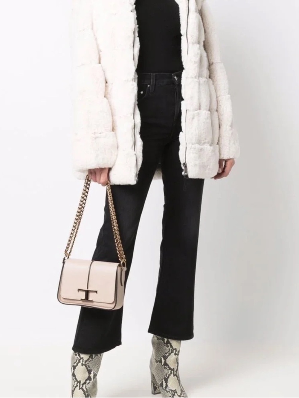TOD'S White Leather Shoulder Bag with Gold T-Logo and Chain - Picture 9 of 9
